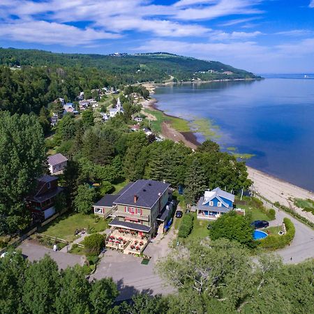 Auberge De La Rive De Charlevoix - Auberge De Jeunesse Familiale Pour Voyageurs De Tous Ages Saint-Joseph-de-la-Rive Bagian luar foto